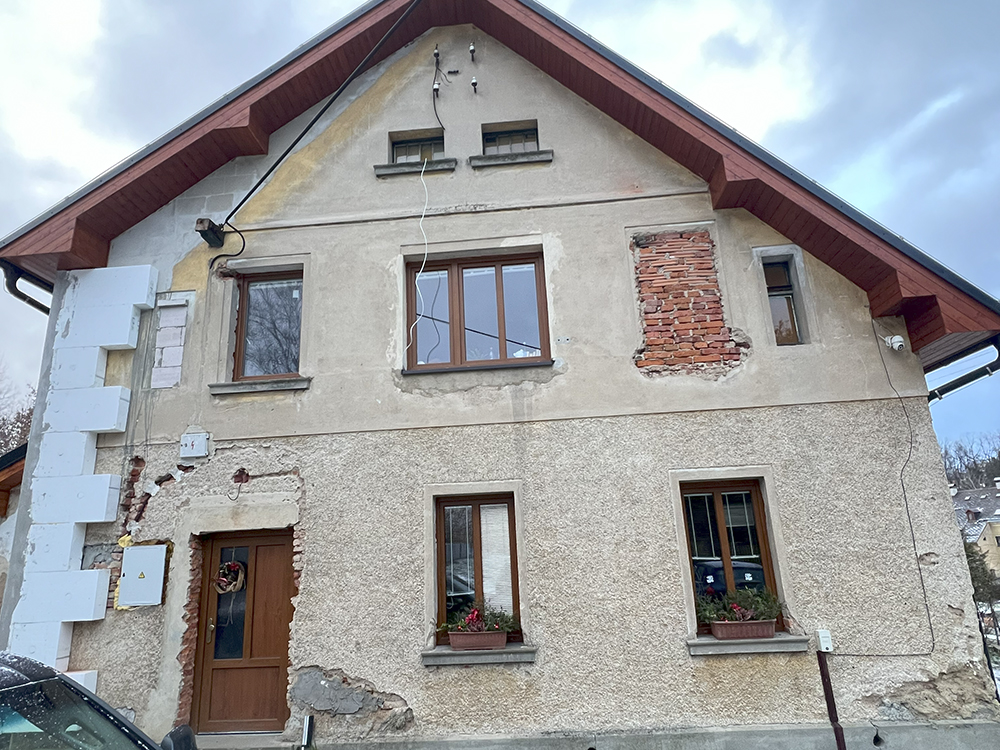 slideshow-1-rodinnovy-dum-v-chrastave