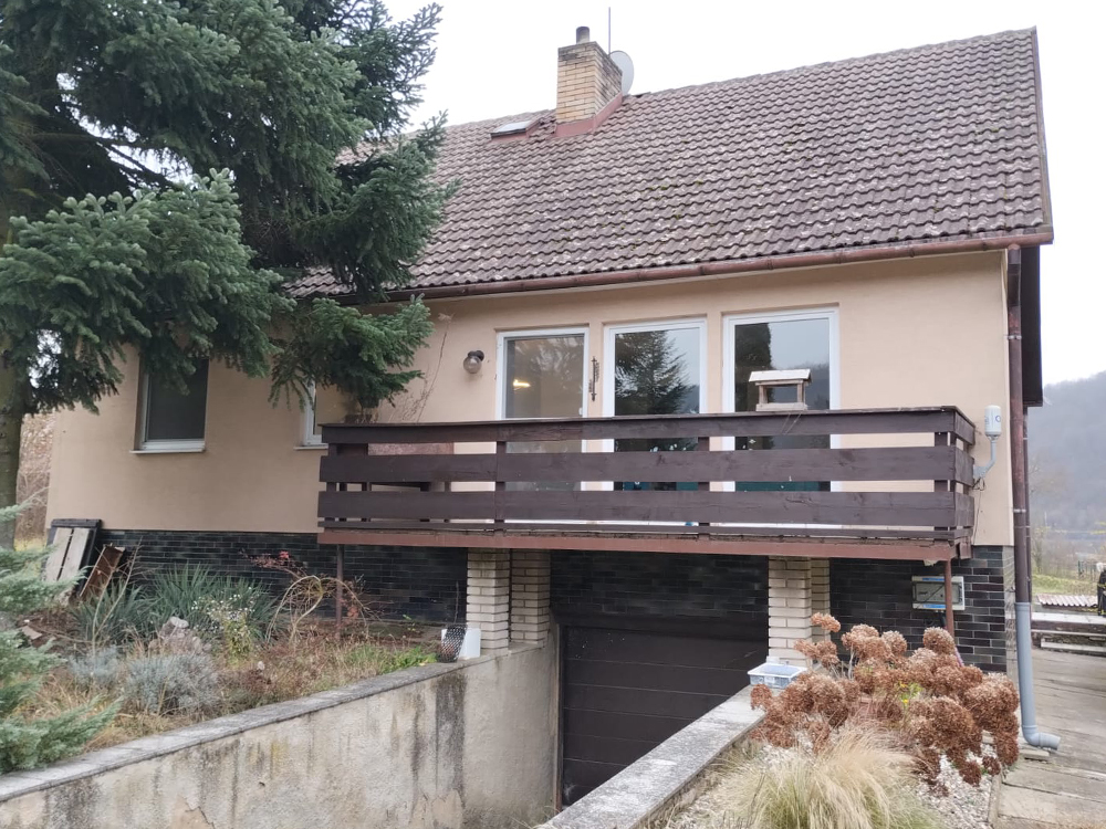 slideshow-1-rodinnovy-dum-v-husinci