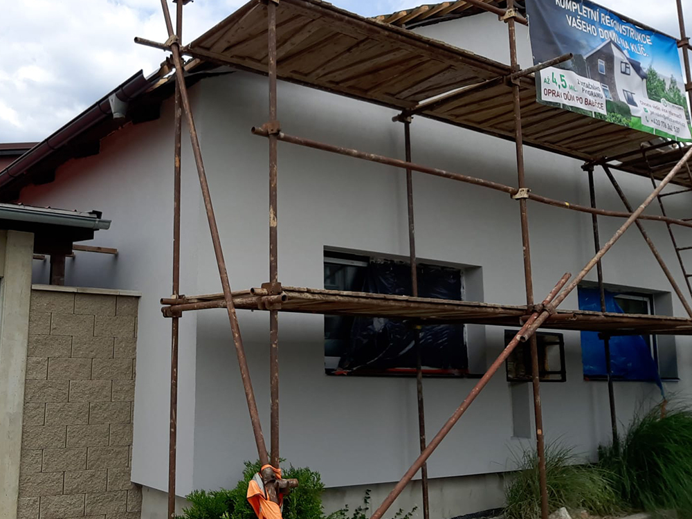 slideshow-2-rodinnovy-dum-v-tuchorazi